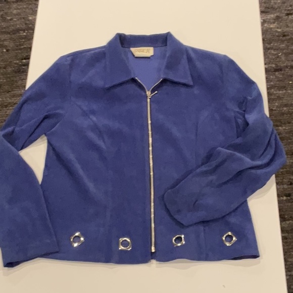 PTP 20 inches length 22” gorgeous, blue, zipper closure, removable shoulder pads - Picture 4 of 10